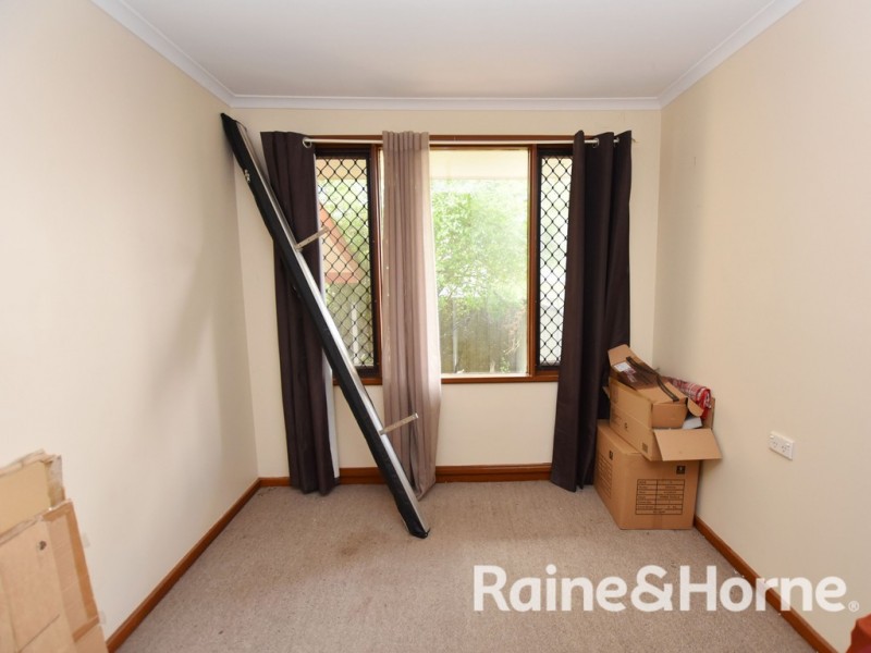 3 Tasha Place, Orange NSW 2800