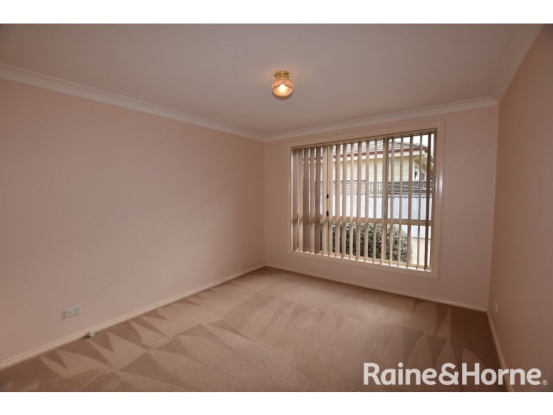 2 / 16 Forbes Road, Orange NSW 2800