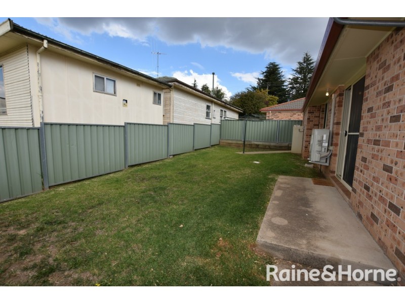 2 / 16 Forbes Road, Orange NSW 2800