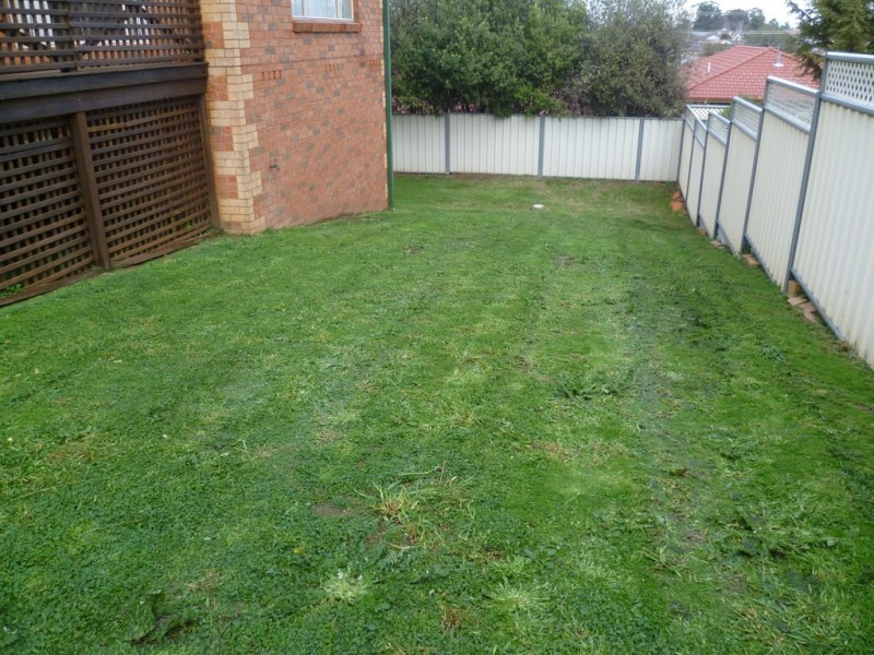 37 Booth Crescent, Orange NSW 2800