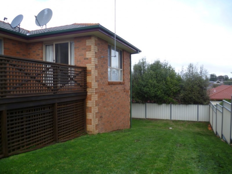 37 Booth Crescent, Orange NSW 2800