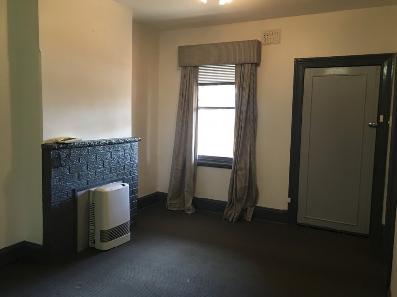 102 McLachlan Street, Orange NSW 2800