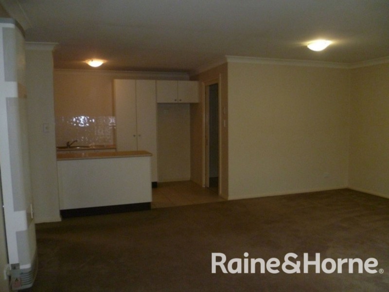 2 / 5 Coronation Drive, Orange NSW 2800