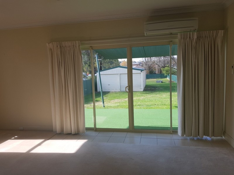 128 McLachlan Street, Orange NSW 2800