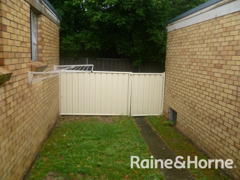 1/169 Woodward Street, Orange NSW 2800