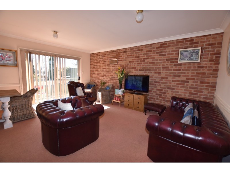 1/113-115 Franklin Road, Orange NSW 2800