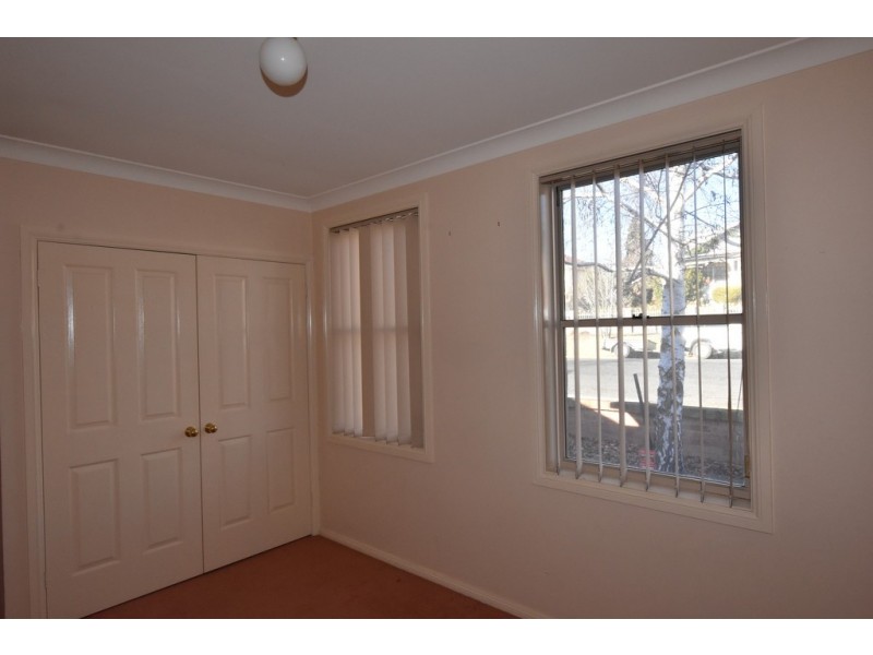 1/113-115 Franklin Road, Orange NSW 2800