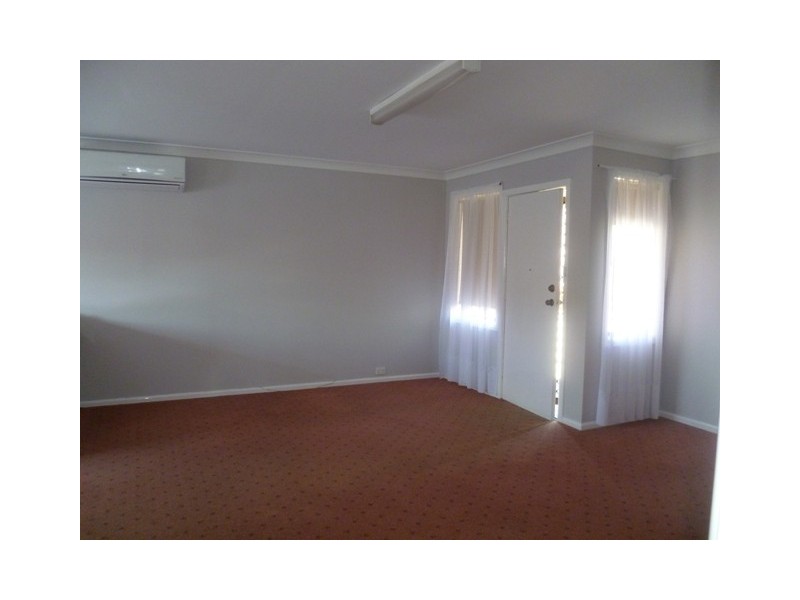 2/47 Cox Avenue, Orange NSW 2800