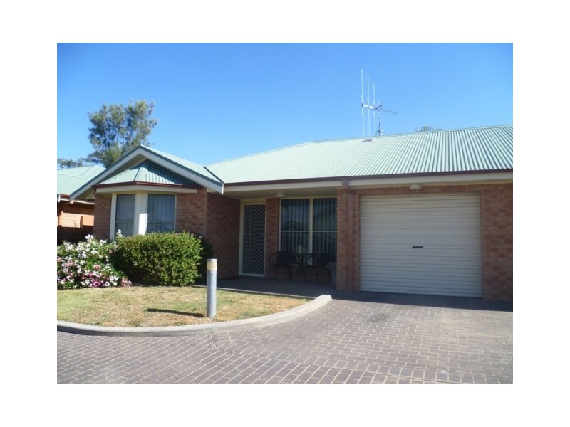 8 / 189 Clinton Street, Orange NSW 2800