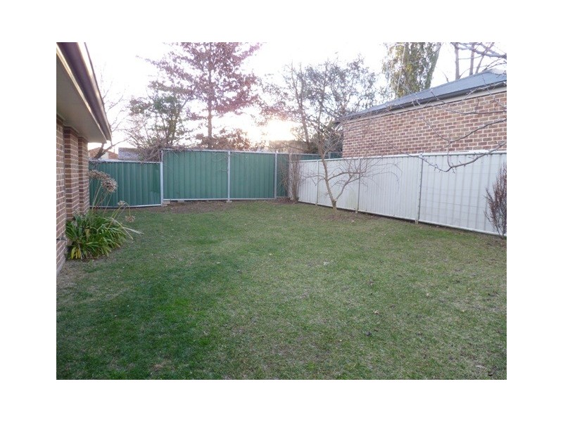 3/5 Coronation Drive, Orange NSW 2800