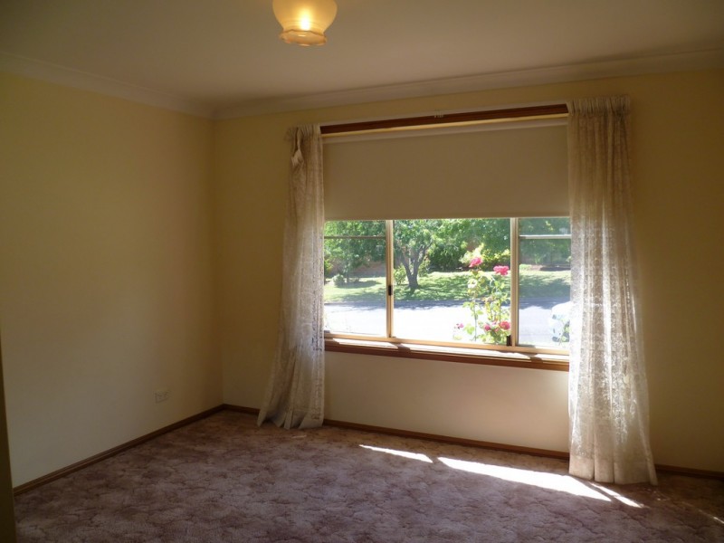 61 Sieben Drive, Orange NSW 2800