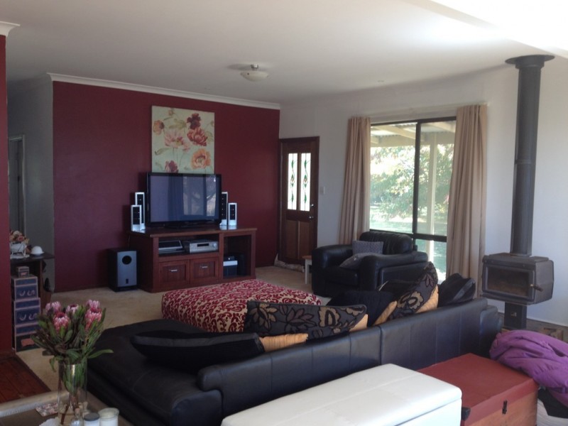 146 Forest Road, Orange NSW 2800