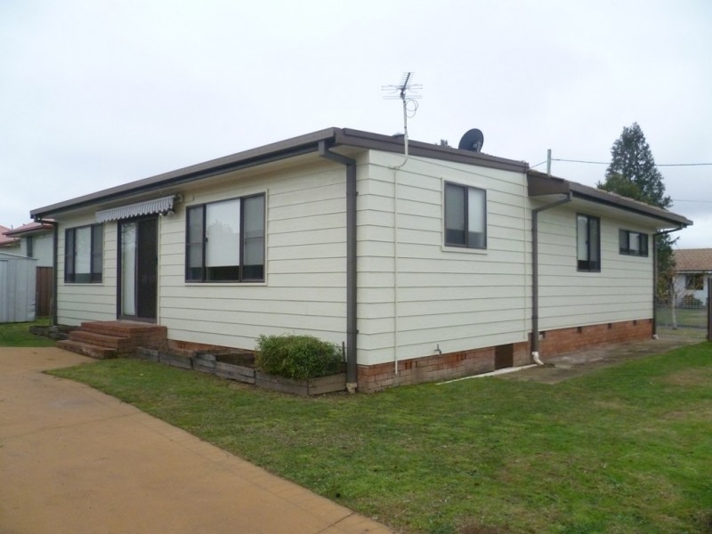 7 Cypress Street, Orange NSW 2800