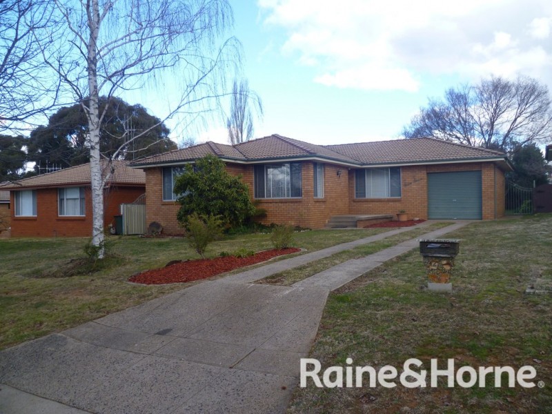 12 Talinga Place, Orange NSW 2800