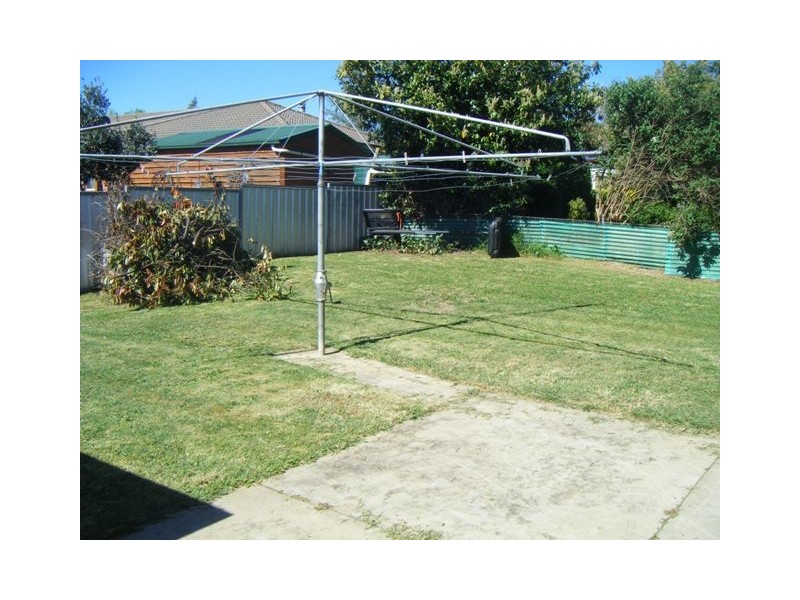 81 Icely Road, Orange NSW 2800