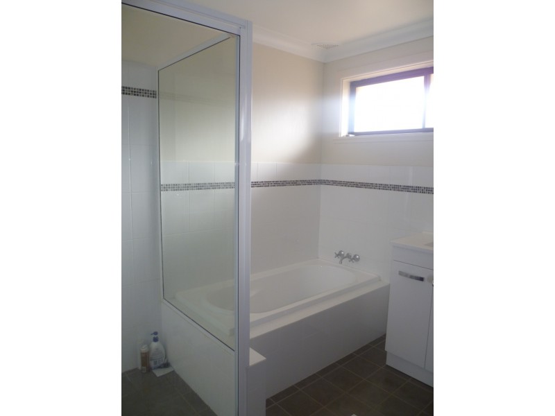 27 Alkira Way, Orange NSW 2800