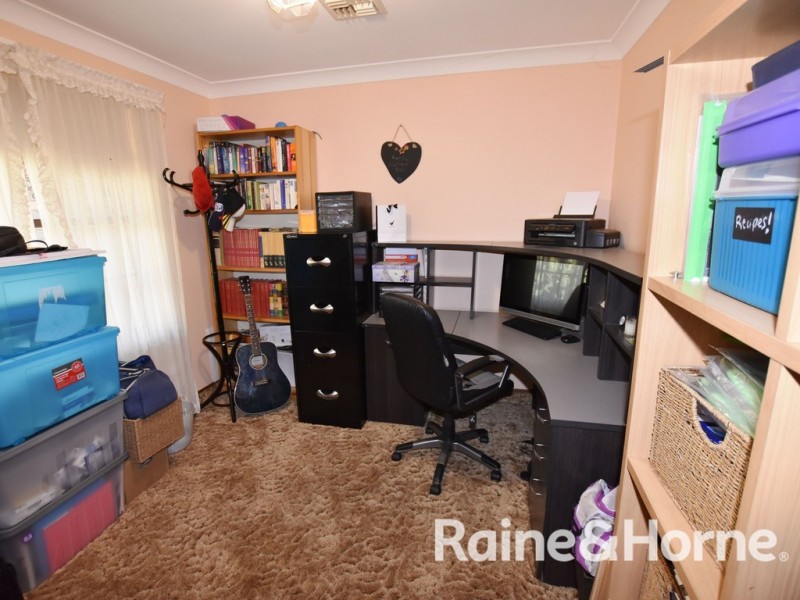 7 Panpande Crescent, Orange NSW 2800