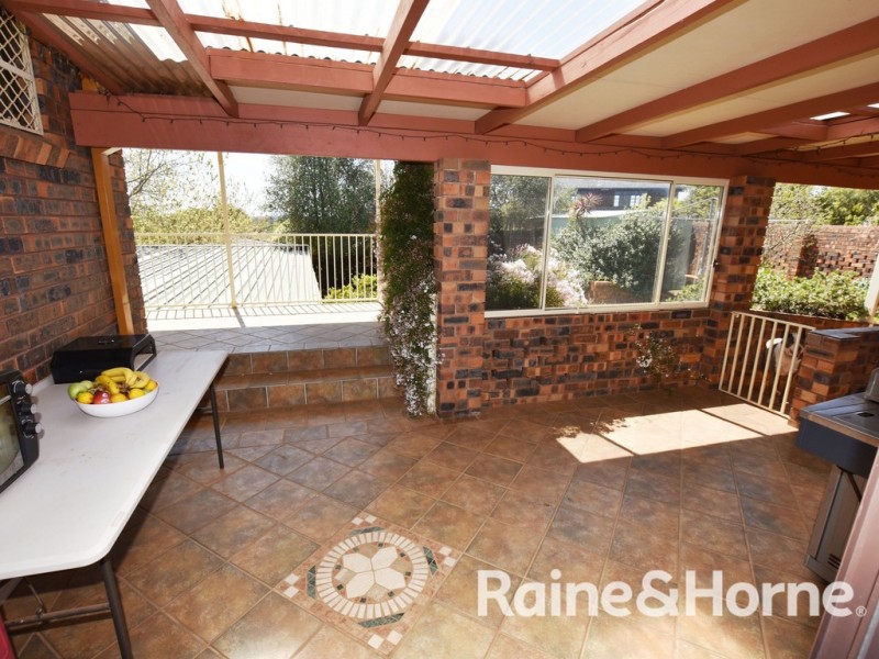 7 Panpande Crescent, Orange NSW 2800