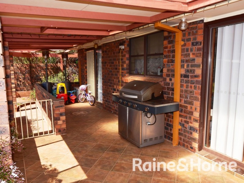 7 Panpande Crescent, Orange NSW 2800