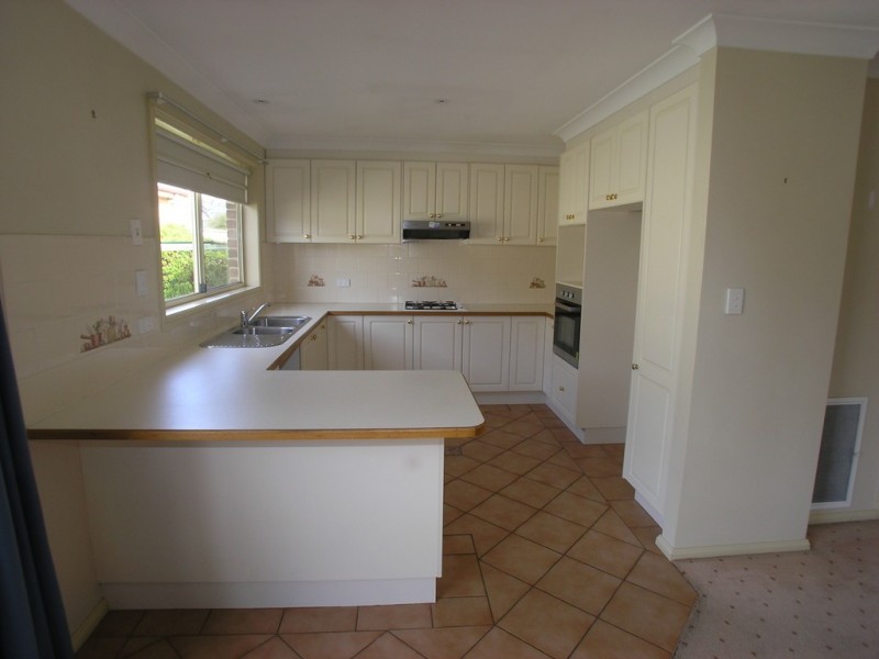 2/12A Hamer Street, Orange NSW 2800