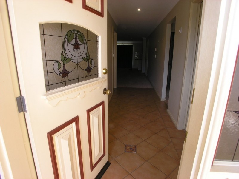 2/12A Hamer Street, Orange NSW 2800