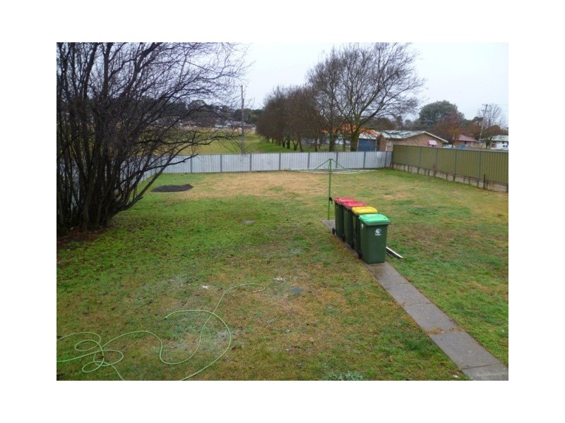 2 Maxwell Avenue, Orange NSW 2800