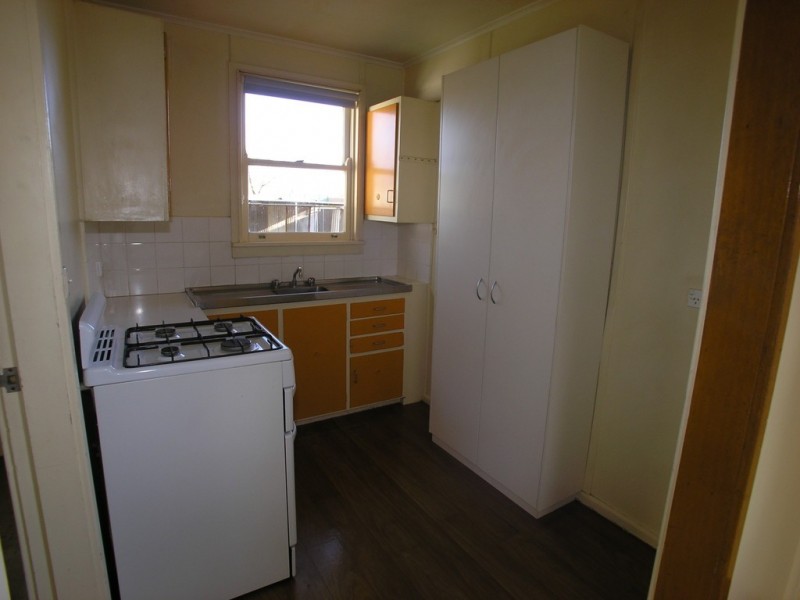 7 Chestnut Avenue, Orange NSW 2800