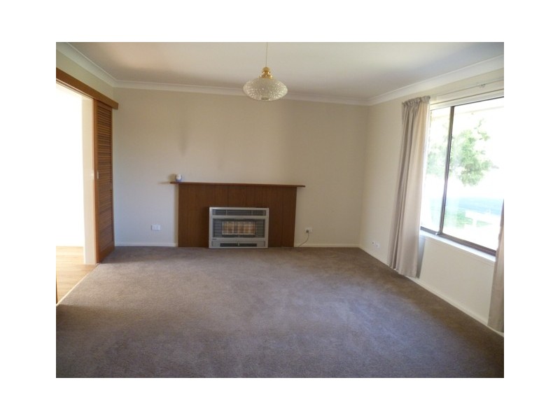 27 Alkira Way, Orange NSW 2800