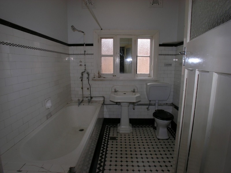 128 Moulder Street, Orange NSW 2800