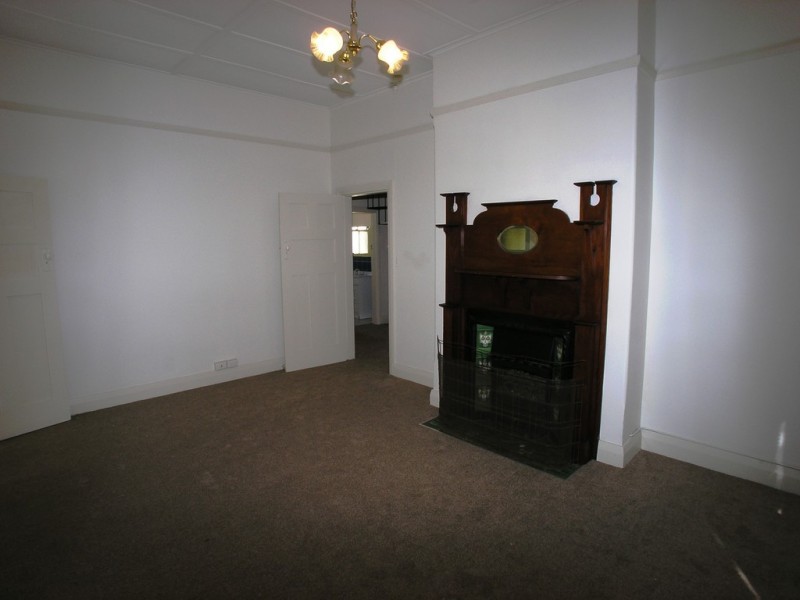 65 Kite Street, Orange NSW 2800