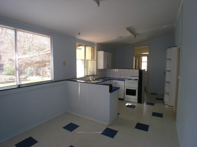 65 Kite Street, Orange NSW 2800