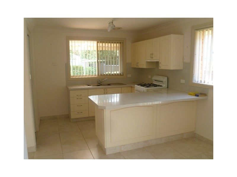 5 Covent Close, Orange NSW 2800