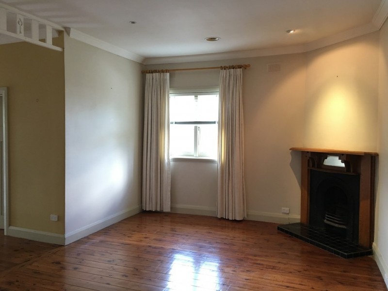 111 Hill Street, Orange NSW 2800