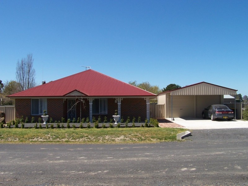 20 Grove Street, Spring Hill NSW 2800