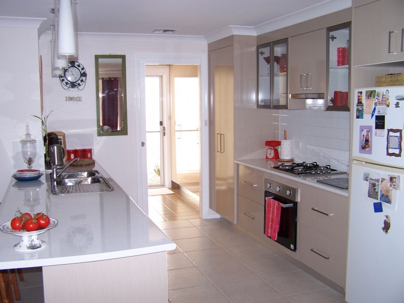 20 Grove Street, Spring Hill NSW 2800
