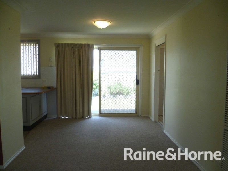 11/388 Peisley Street, Orange NSW 2800