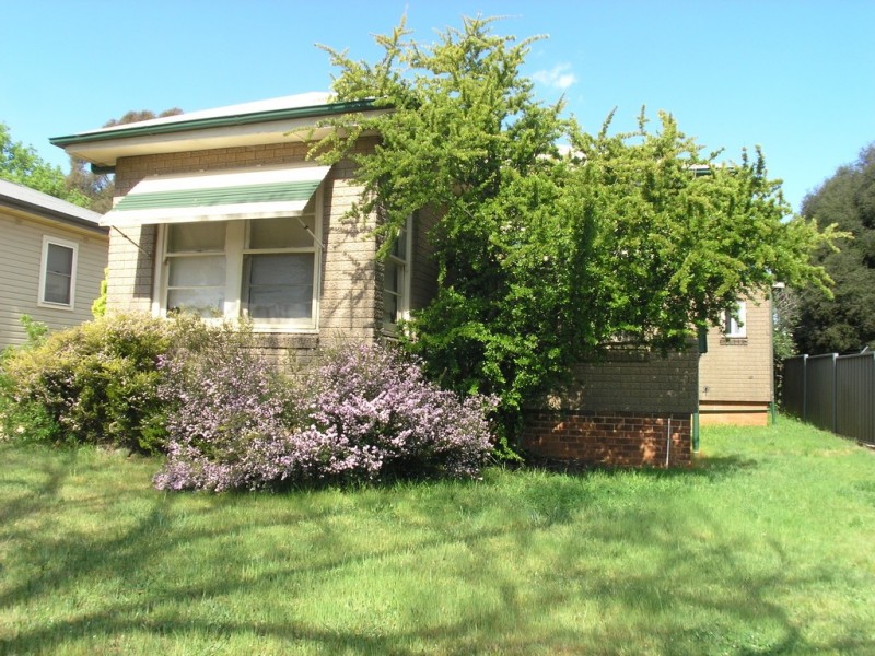 6 and 8 Cox Avenue, Orange NSW 2800