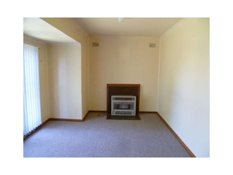 7 Chestnut Avenue, Orange NSW 2800
