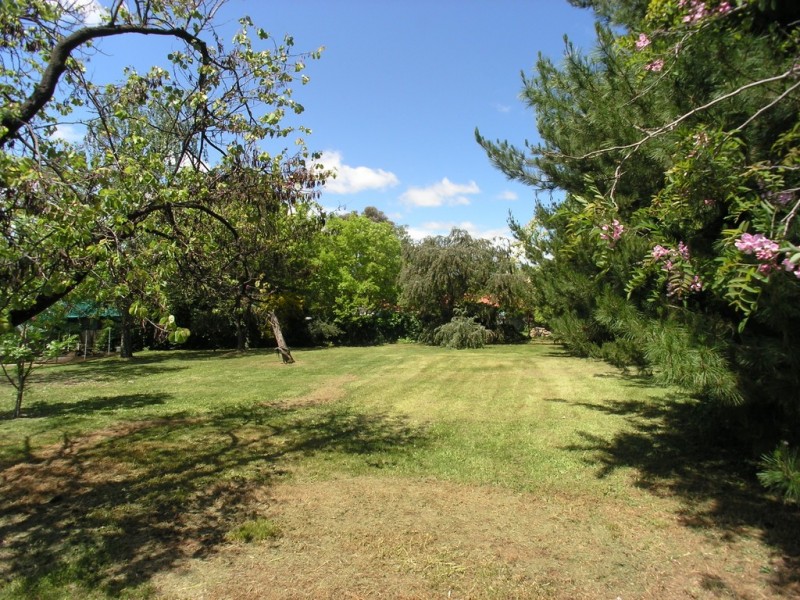 16 Collwood Crescent, Orange NSW 2800