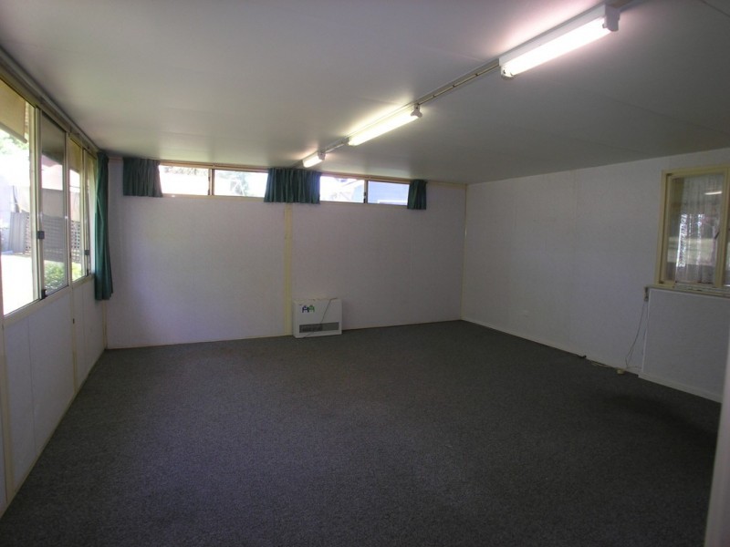 16 Collwood Crescent, Orange NSW 2800