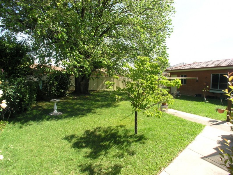 5 Yulanta Place, Orange NSW 2800