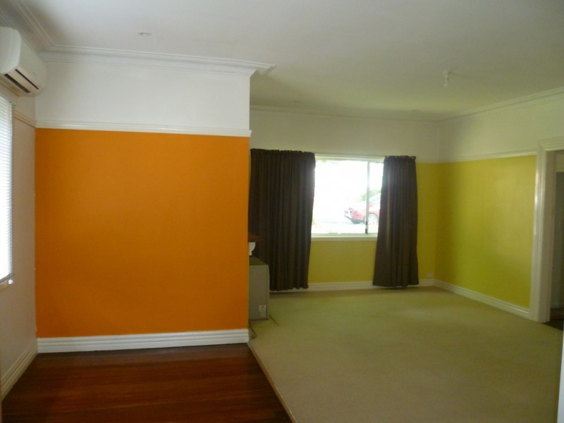 18 Fox Avenue, Orange NSW 2800