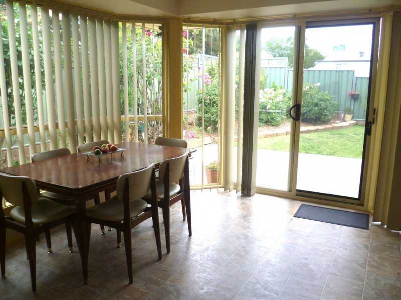 12 Coombes Place, Orange NSW 2800