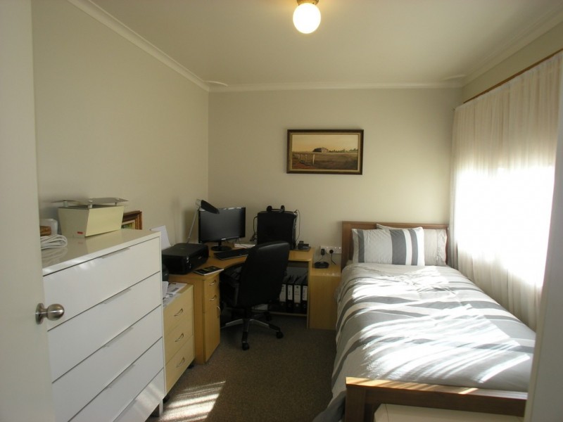 7 Algona Crescent, Orange NSW 2800