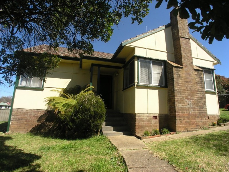 15 Maxwell Avenue, Orange NSW 2800