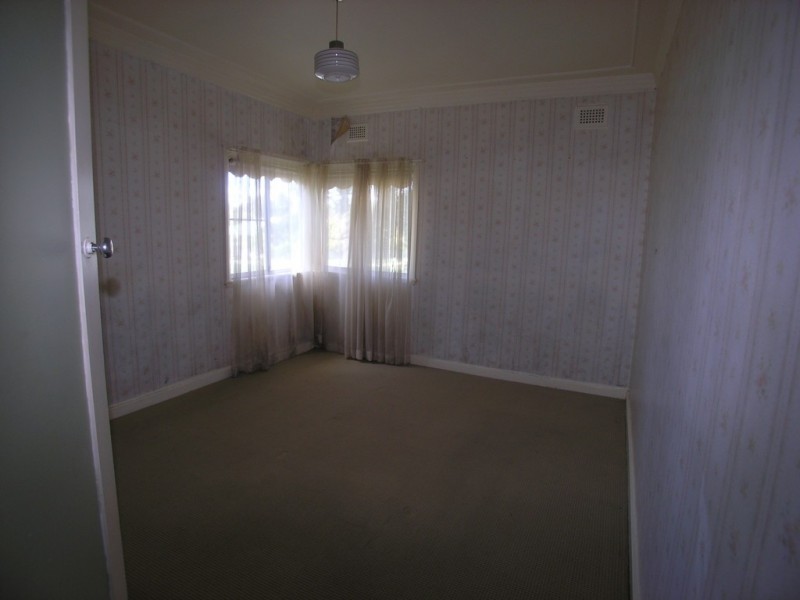 15 Maxwell Avenue, Orange NSW 2800