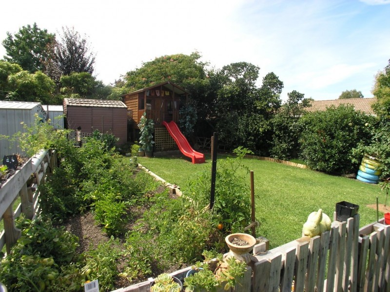 13 Wahratta Way, Orange NSW 2800