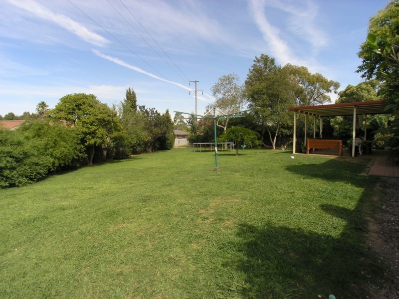 13 Wahratta Way, Orange NSW 2800