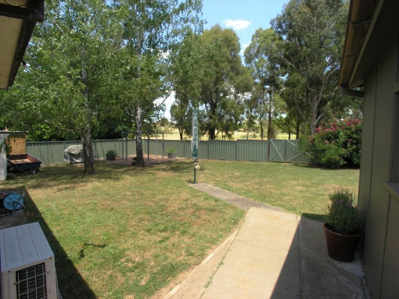 70 Gardiner Road, Orange NSW 2800