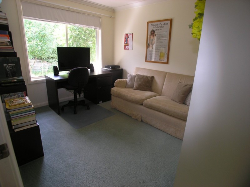 2 Hoskins Place, Orange NSW 2800